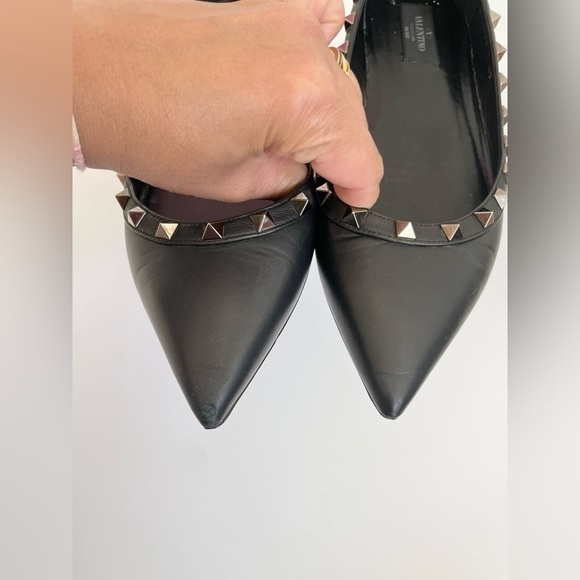 Valentino Garavani Black Noir Leather Rockstud pointed toe Ballerina flats EU 40 - Picture 7 of 9